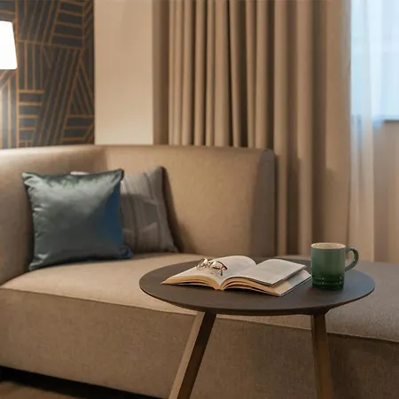 Hyatt Place Hotel 4*