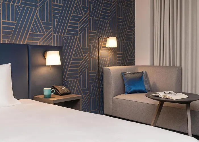 Hyatt Place Hotel 4*