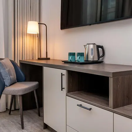 Hotel Hyatt Place Leeds 4*
