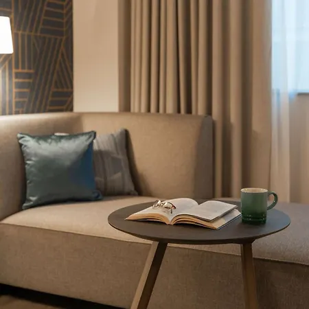 Hotel Hyatt Place Leeds 4*